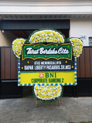 Papan Bunga Duka di Mekartanjung